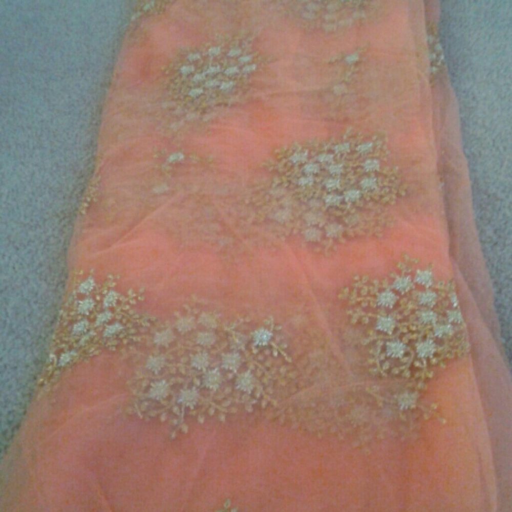 Saree - Picture 2 of 11